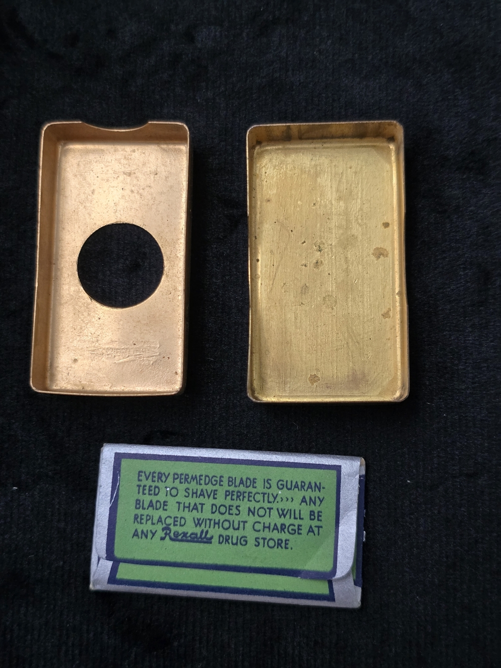 Antique Marked Gillette Razor Blade Box - Picture 2 of 9